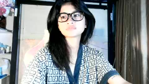 Snapshot of bealushh chatting on 07.23.26 bealushh online show from 07.23.26