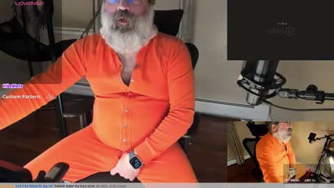 Snapshot of bear_in_mind chatting on 01.13.25 BareBear online show from 01.13.25