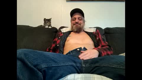 Snapshot of bearded_woodsman chatting on 12.04.24 bearded_woodsman online show from 12.04.24