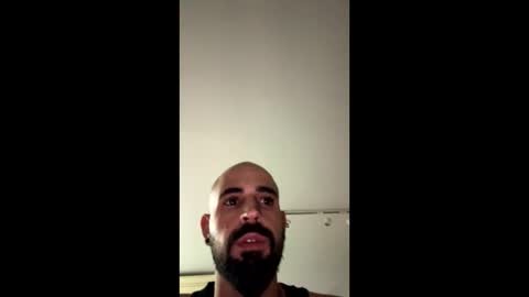 Snapshot of beardedbaldy_09 chatting on 10.16.25 Ask me online show from 10.16.25