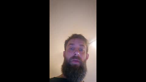 Snapshot of beardedtattedguy chatting on 11.10.25 beardedtattedguy online show from 11.10.25