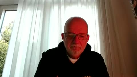 Snapshot of beardman916444 chatting on 10.26.25 Beardman online show from 10.26.25