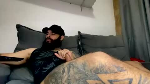 Snapshot of beardmax chatting on 07.06.26 Min online show from 07.06.26
