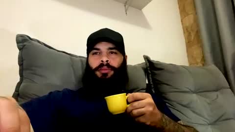 Snapshot of beardmax chatting on 07.22.26 Min online show from 07.22.26