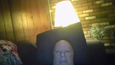 Snapshot of bearmantitsx chatting on 11.14.25 Please suck my nipples and cam with me now to a hot orgasm together on cam online show from 11.14.25