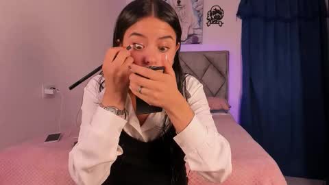 Snapshot of bearmel3 chatting on 10.01.25 MELANI online show from 10.01.25