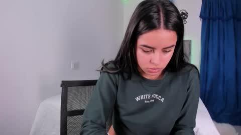 Snapshot of bearmel3 chatting on 10.06.25 MELANI online show from 10.06.25