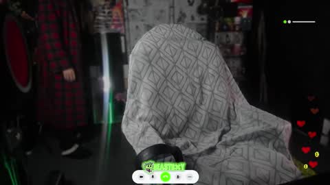 Snapshot of beastbxy chatting on 01.25.25 beast bxy online show from 01.25.25