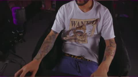 Snapshot of beastbxy chatting on 09.16.25 beast bxy online show from 09.16.25