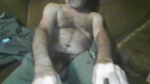 Snapshot of beastiejam2000 chatting on 12.29.24 beastiejam2000 online show from 12.29.24