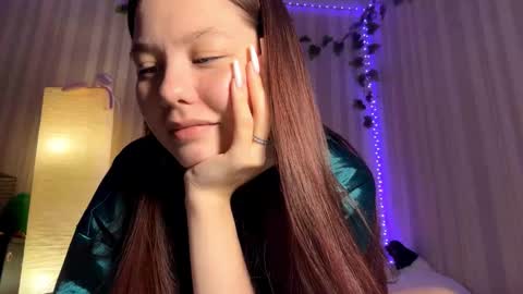 Snapshot of beataschielke chatting on 02.16.26 Bella online show from 02.16.26