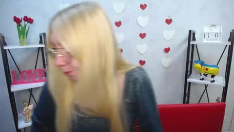 BeatriceFlyy online show from 12.16.24