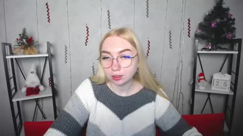 BeatriceFlyy online show from 12.25.24