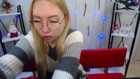 BeatriceFlyy online show from 01.05.25