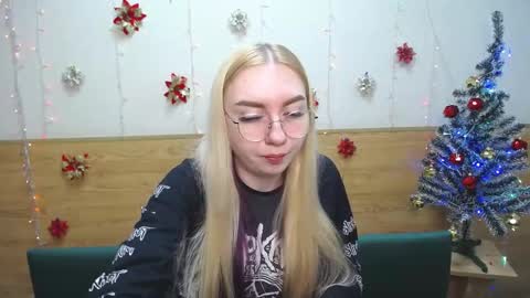 BeatriceFlyy online show from 01.20.25