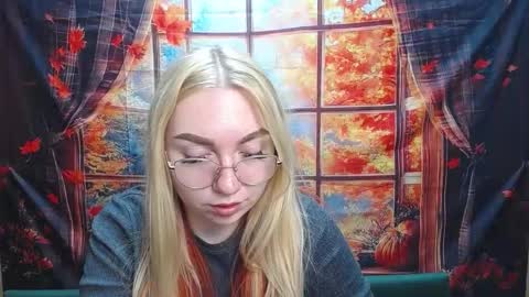 BeatriceFlyy online show from 11.18.25