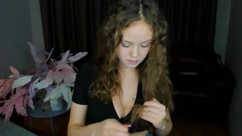 BeatriceWild online show from 11.06.25