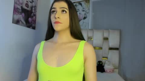 Valeria online show from 12.14.25