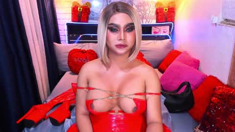 Queen Alexa online show from 01.16.25