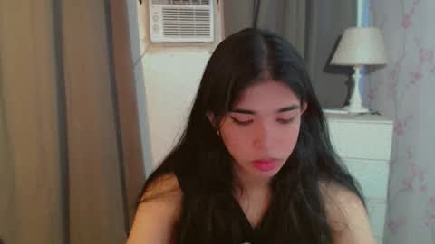 TRIXIE online show from 03.24.26