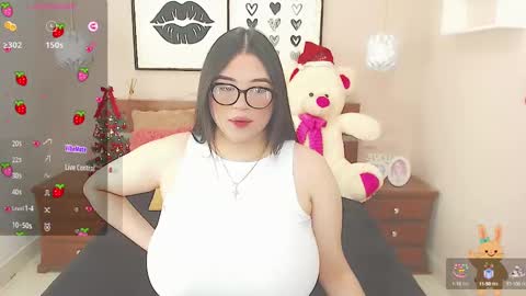 Snapshot of beautty_pink chatting on 12.28.24 beautty_pink online show from 12.28.24