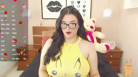 Snapshot of beautty_pink chatting on 01.14.25 beautty_pink online show from 01.14.25