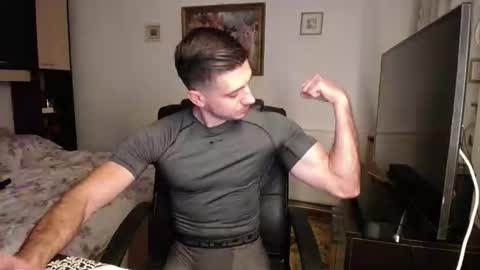 Mia and Jake online show from 11.13.25