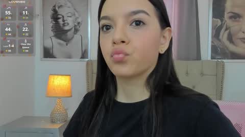 Ariana Reyes online show from 10.03.25