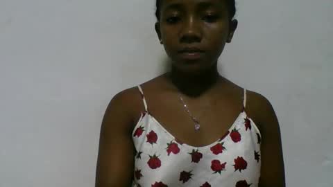 Snapshot of beavenue chatting on 11.06.25 beavenue online show from 11.06.25