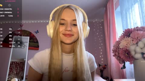 Snapshot of bebravee chatting on 02.13.26 Melissa online show from 02.13.26