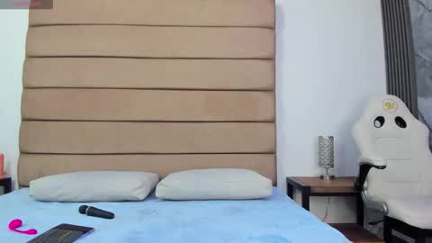 beca online show from 11.22.25