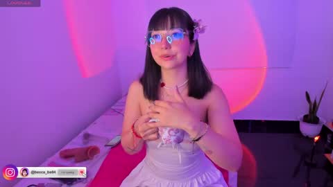 Snapshot of becca_be_ chatting on 05.27.26 Becca is here online show from 05.27.26