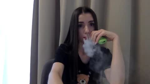 Snapshot of becca_heart chatting on 02.06.25 becca heart online show from 02.06.25