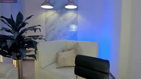 Am Becca online show from 11.08.25