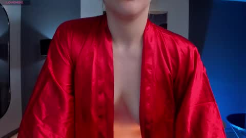 Snapshot of beccabaxter chatting on 02.12.26 Am Becca online show from 02.12.26