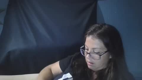 beccabee37 online show from 09.23.25