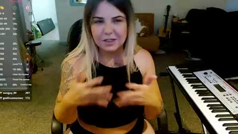 Snapshot of beccalubov chatting on 07.27.26 Becca Lubov online show from 07.27.26