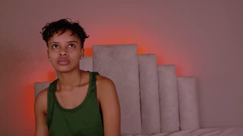 Snapshot of beckablue chatting on 06.18.26 Beecckkkaaa online show from 06.18.26