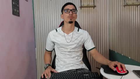 becker2_ online show from 01.13.26