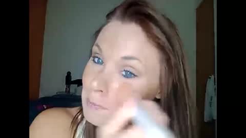 BECKY BOO  online show from 10.27.25