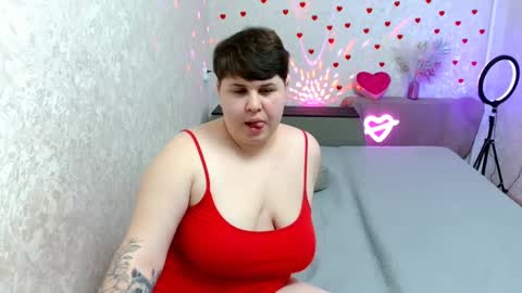 Snapshot of beckyandellen chatting on 02.20.25 BeckyAndEllen online show from 02.20.25