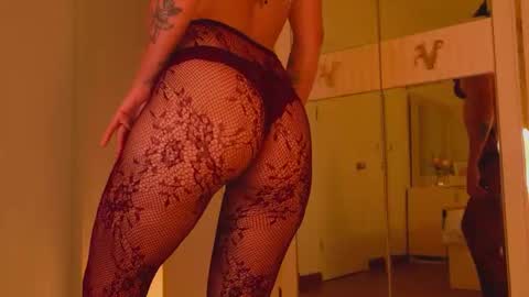 Violet online show from 03.16.26