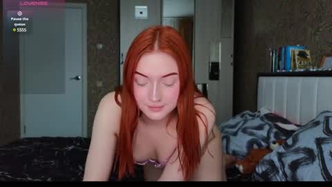 Snapshot of beep_beep_ameli chatting on 02.17.25 Amelia online show from 02.17.25