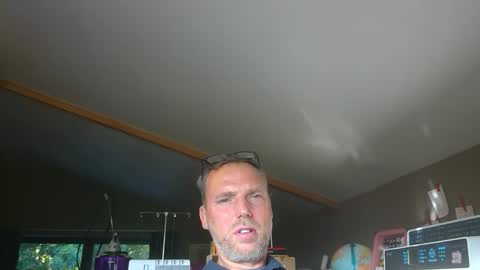 Snapshot of belgianordenary chatting on 10.09.25 belgianordenary online show from 10.09.25