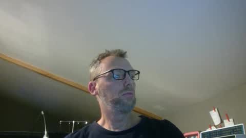 Snapshot of belgianordenary chatting on 11.19.25 belgianordenary online show from 11.19.25