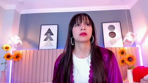 Snapshot of belinda__1 chatting on 12.02.25 Belinda online show from 12.02.25