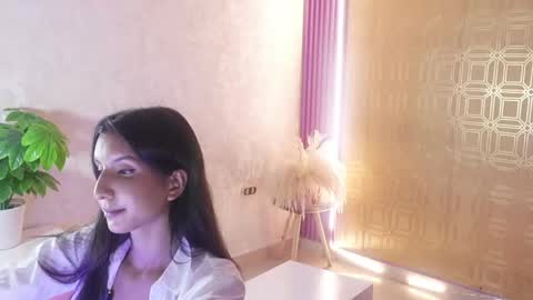 bella19   online show from 05.22.26