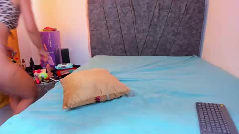 Bella and Andrew special couple online show from 04.16.26