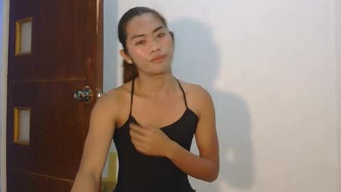 bella_bliss14 online show from 11.13.25