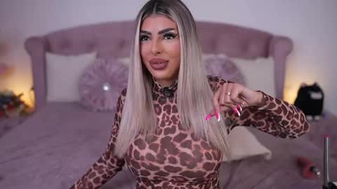 Emma  Bella online show from 04.17.26